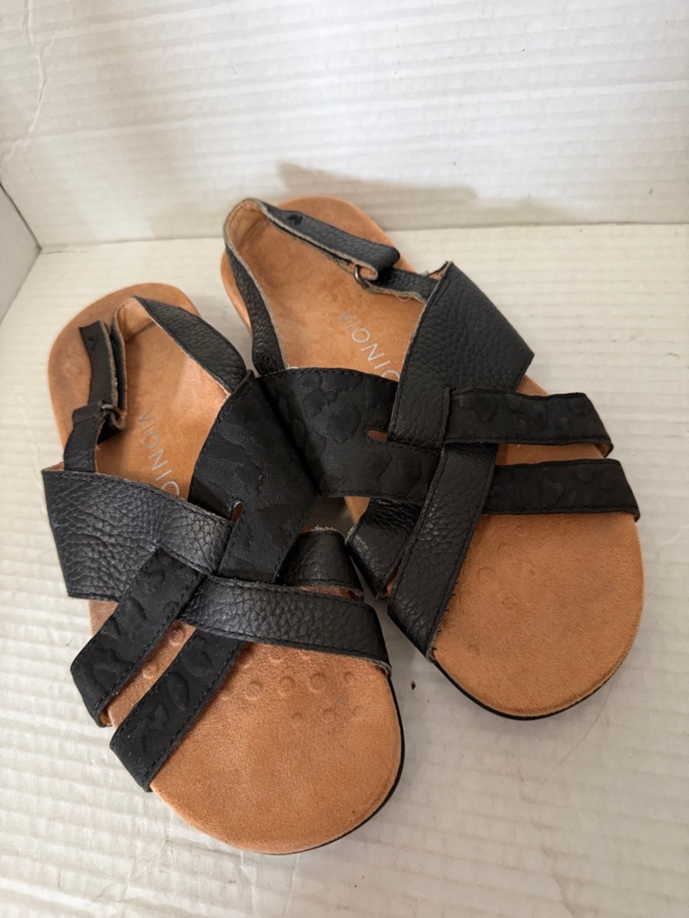 Vionic Women's Sandals Size 7  Black TVW5659